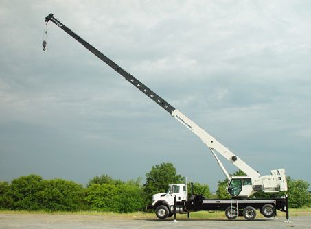 Camion grue NBT50 - Manitowoc - Charge maximum 45,4 t - Flèche principale jusqu'à 39 m_1
