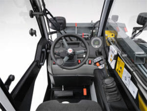 Chariot télescopique TH412 - compact, maniable et performant, avec hauteur de levage de 4,5 m et charge utile 1,25 t_1