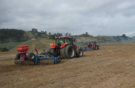 MaxiRoll 3-Delt - Rouleau agricole Dal-Bo - Largeur 10,30 m à 12,30 m avec options hydrauliques et système DUOFLEX_1