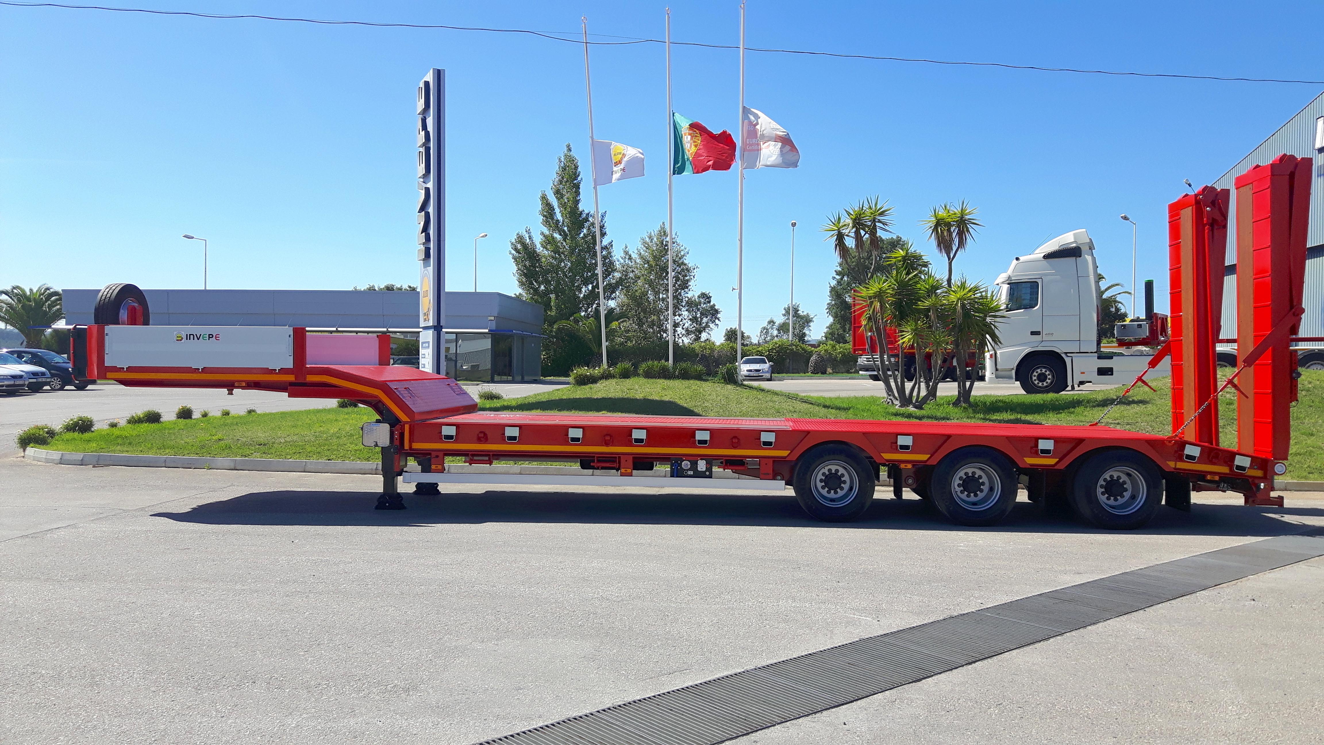 Remorque porte-engins / ptac 54t / 3 essieux / plateau extensible / 11.9 x 2.55 m_1