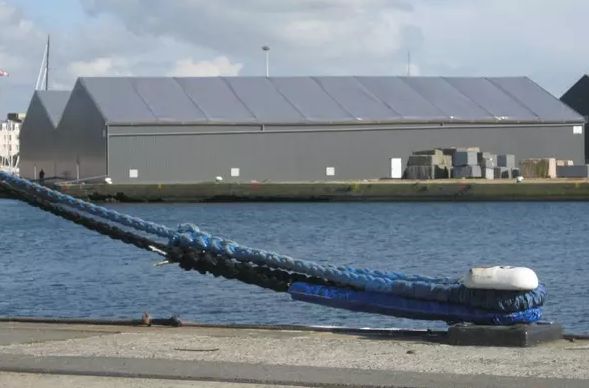 Entrepôt logistique pour site portuaire exposé - Neivalu_1