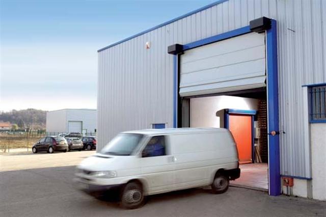 Porte rapide à empilement - souple - utilisation extérieure - structure acier - dimensions 6000 x 6000 mm_1