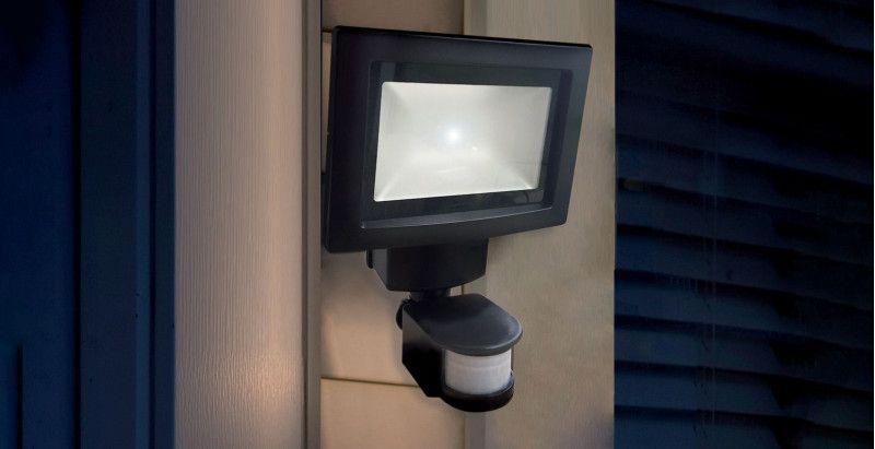Projecteur led solaire - tibelec - puissance 7,5w - 345850_1