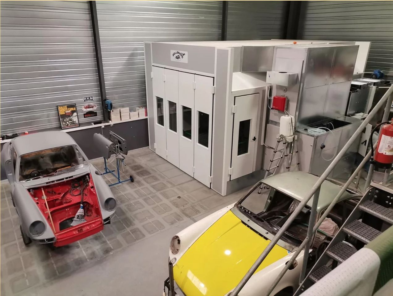 Cabine de peinture NS4000 - Dimensions intérieures 4000x3000x2500mm - Éclairage 18x40W - Débit d'air 18 000 m3/h_1