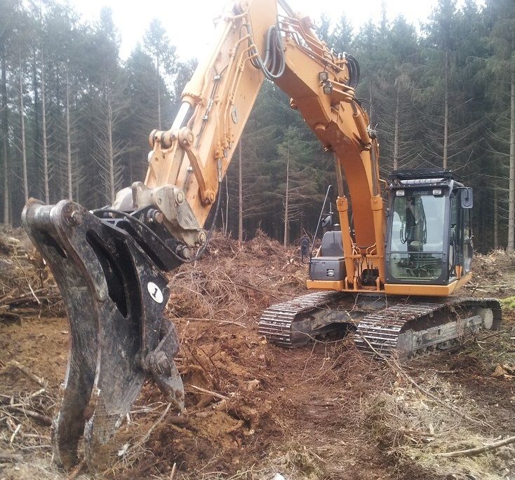 Croque souche pour pelle de 12 à 30 tonnes_1