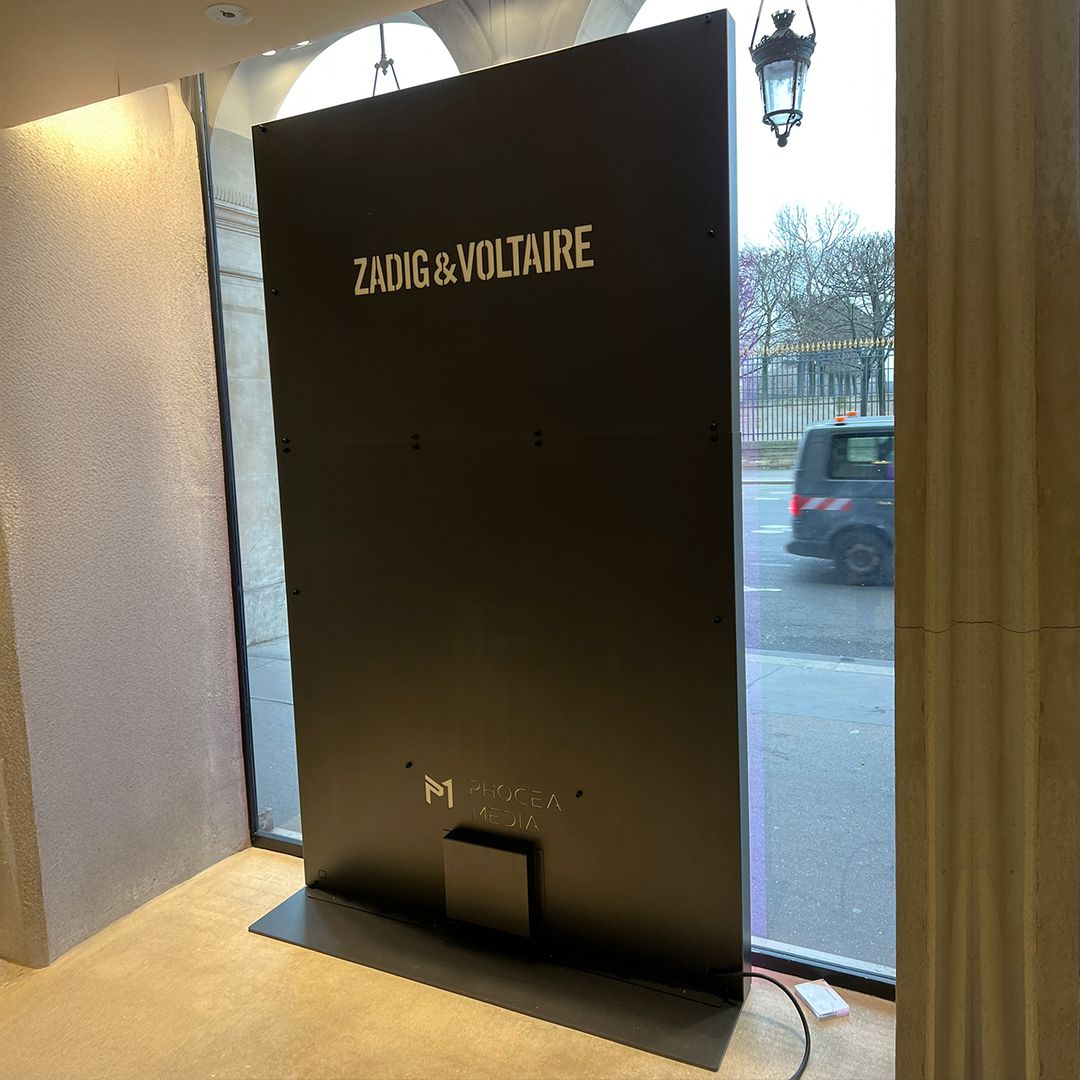 Kakémono digital LED à taille sur mesure, à luminosité réglable -Dimensions 192x96x4,3 cm - MODEL XL_2