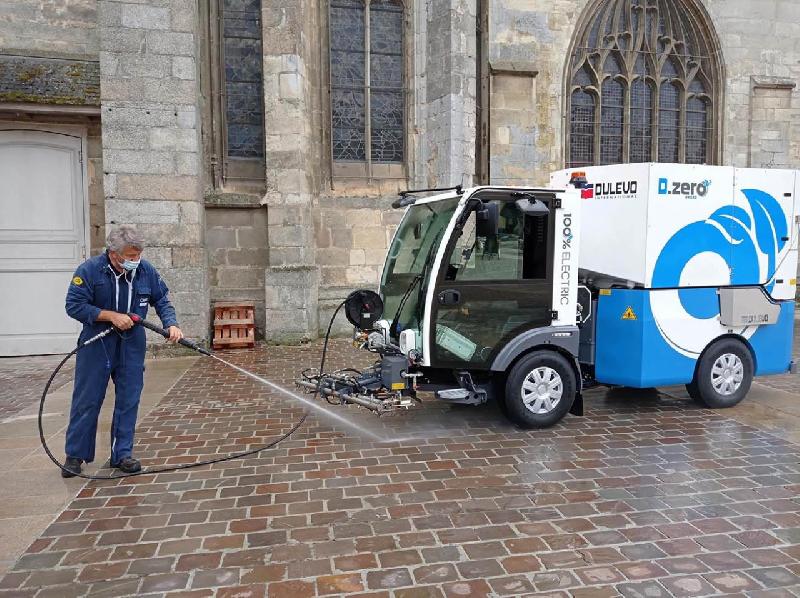 Laveuse de voirie électrique D-ZERO HYDRO CMAR avec cuve en inox de 1500 litres - Autonomie supérieure à 8 heures_1