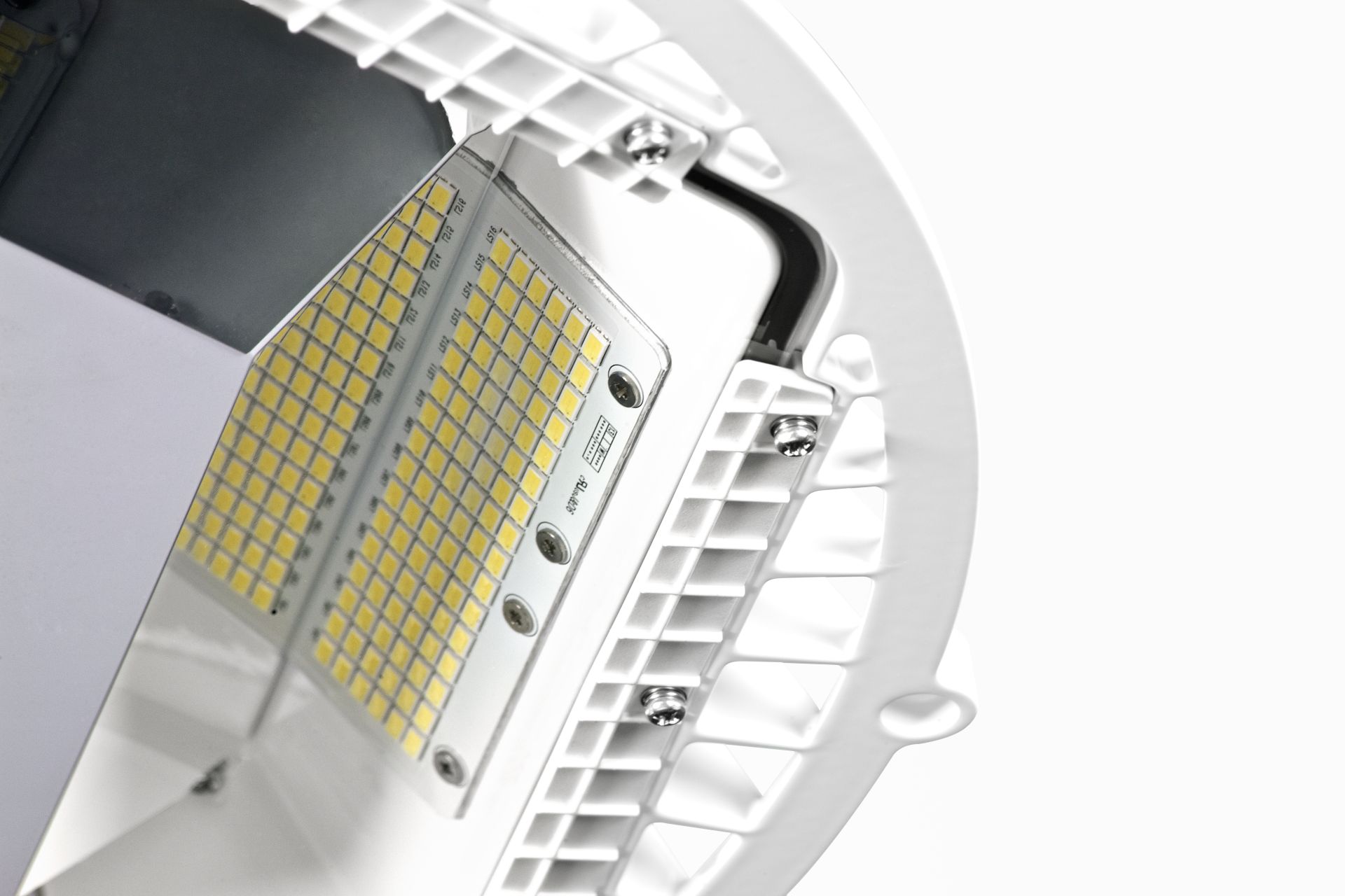 SEGA | Suspension LED monobloc_1