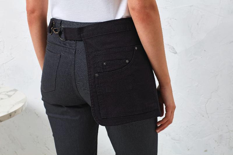 Tablier de travail taille 'Métro' - Réf: PR138 - Toile de coton résistante avec poches style jean et zippée_1