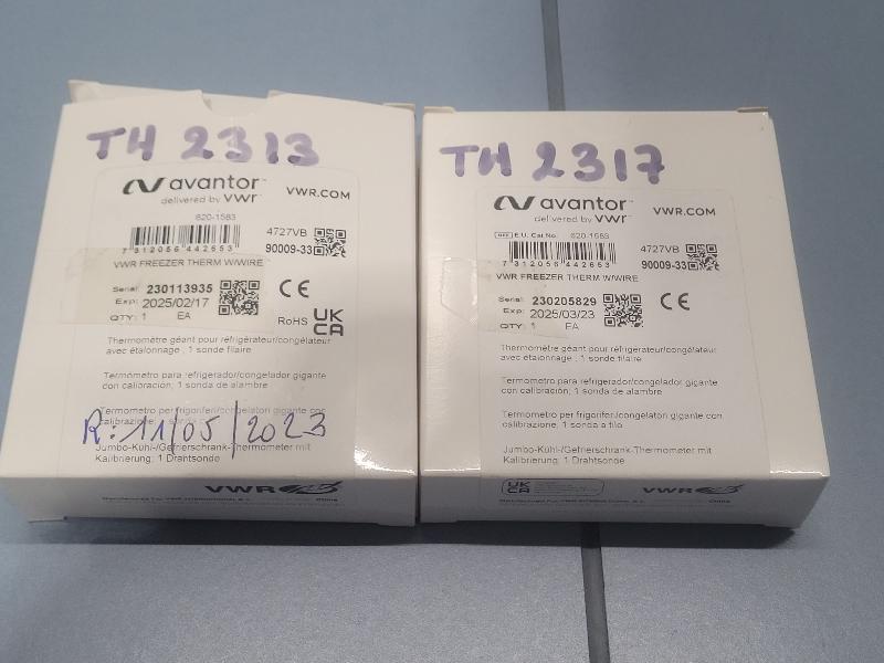 Lot de 2 thermomètres électroniques VWR Traceable Plus -50°C à 70°C_1