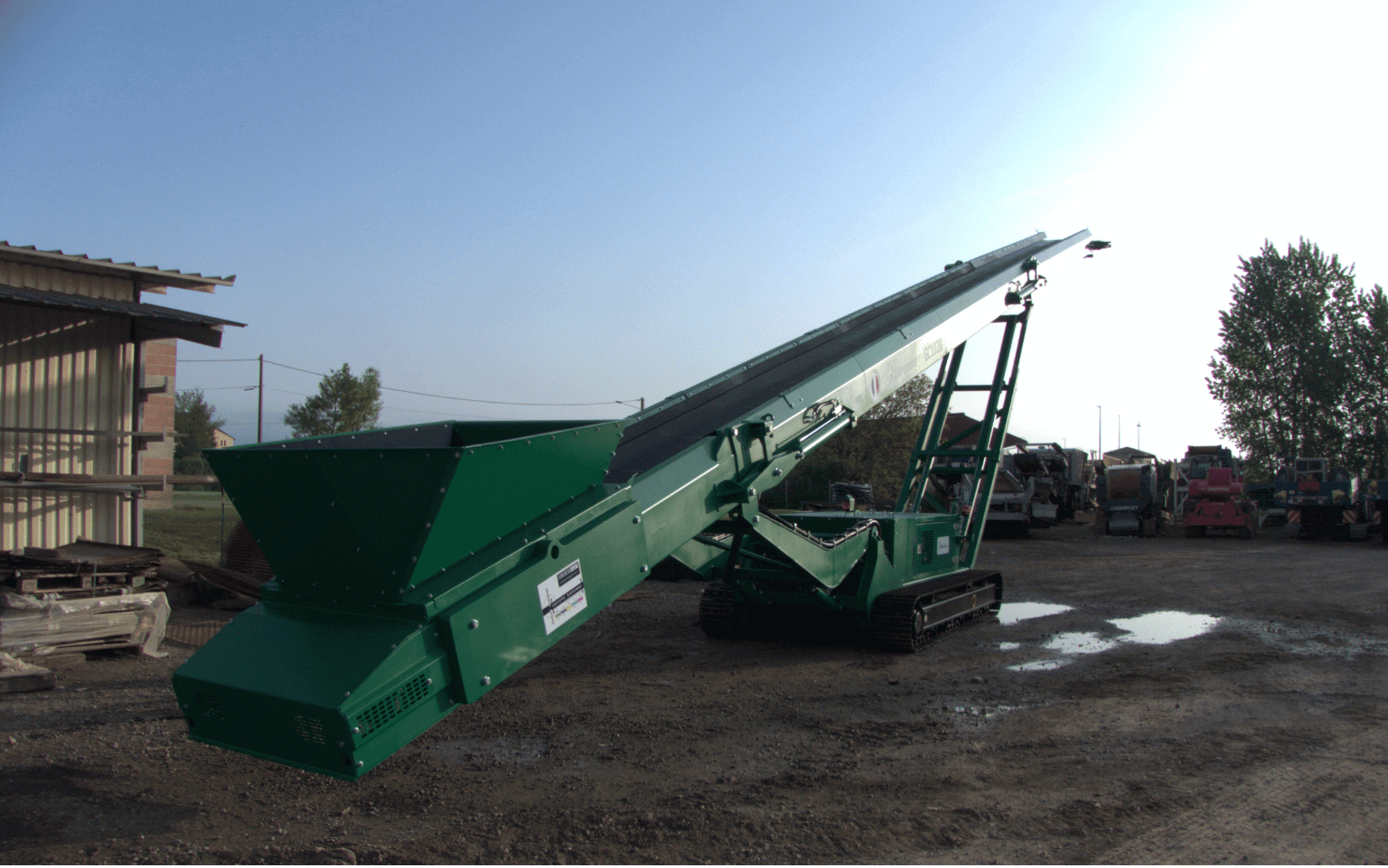 Convoyeur mobile sur chenille Garonne GC1016 - Applications diverses : agrégats, sable, gravier, charbon, scorie_1