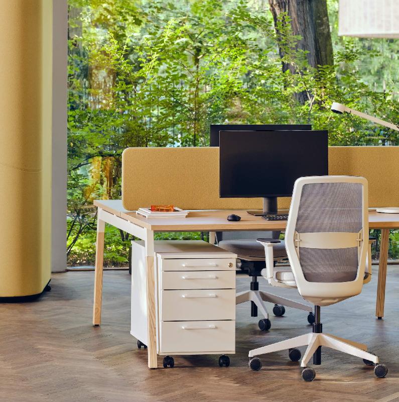 Bureau 2 personnes Ogi W - MDD - Oui, Blanc, Bouleau clair, 140 x 161 cm_1