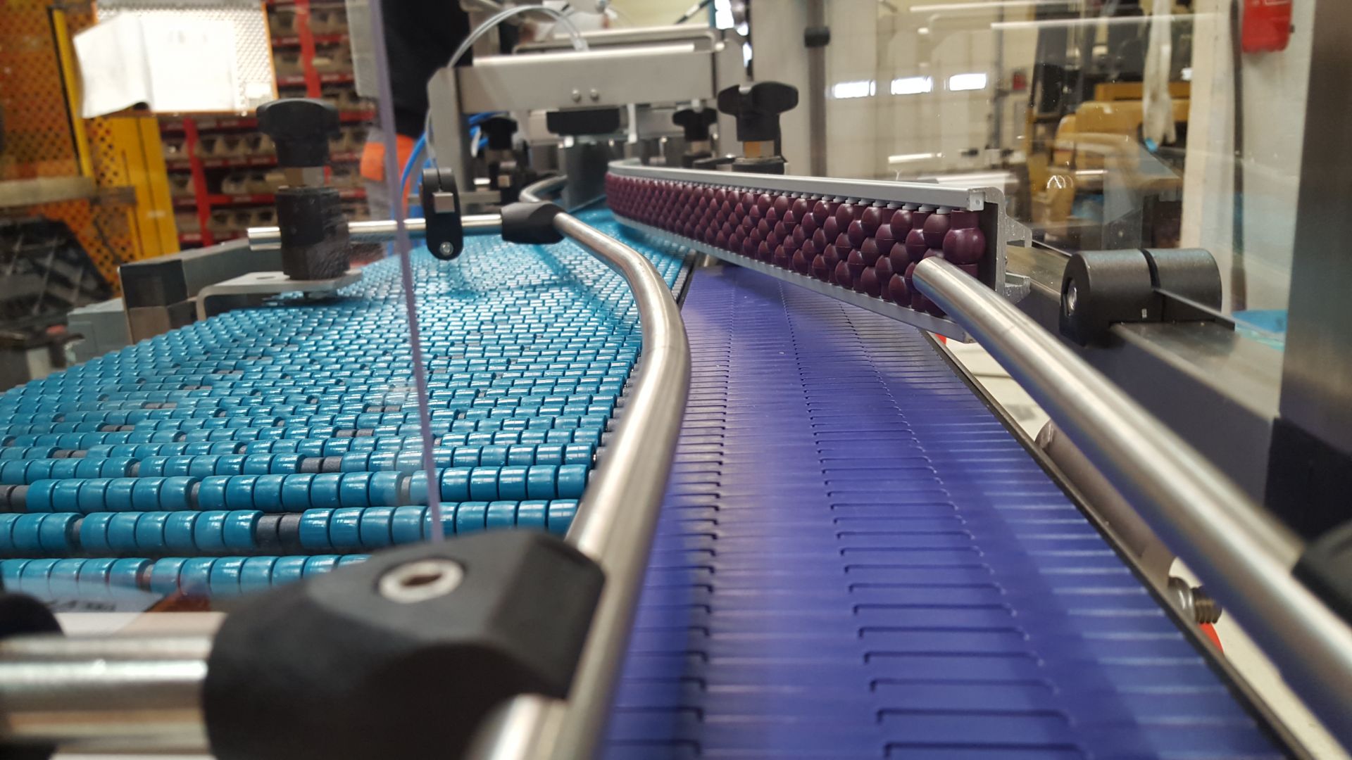 Convoyeur à tapis modulaire_2