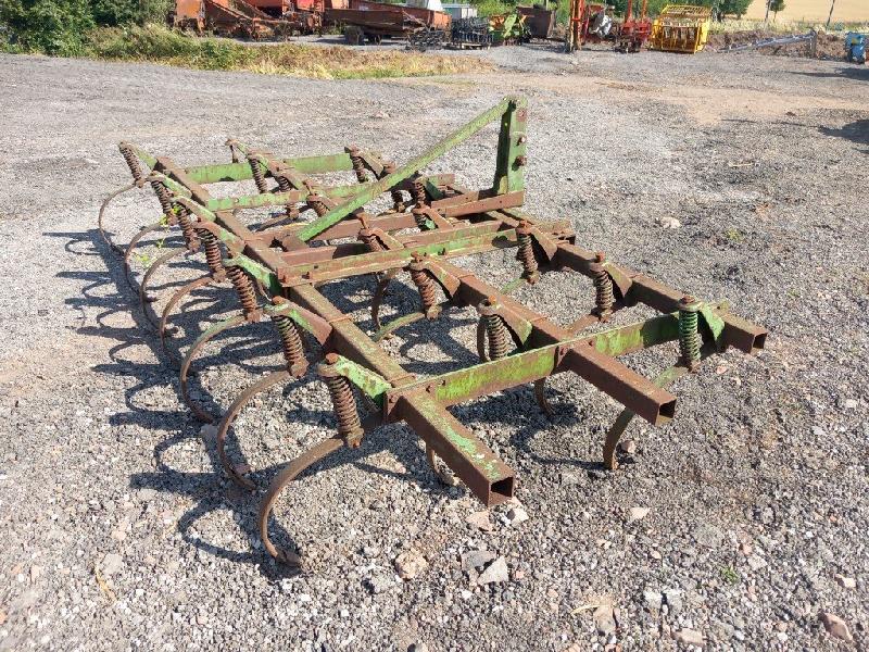 Déchaumeur John Deere 410 - Chisel lourd 21 dents à ressorts - Largeur 4,1m - Occasion_1