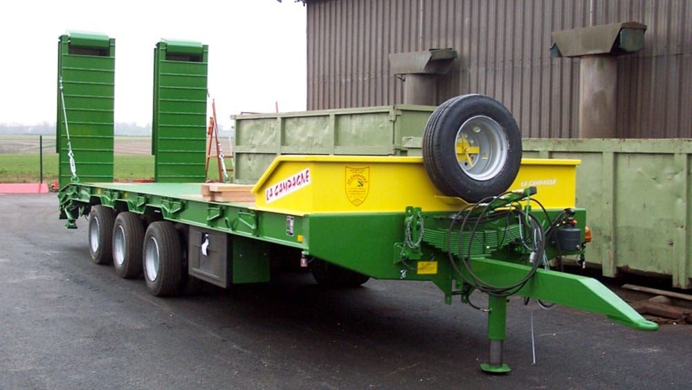 Pe 32 semi remorques porteengins longueur 9m