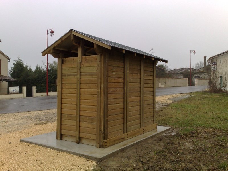 Abri bus Vendée - structure en bois - bardage bois - avec banquette - 350 x 225 cm - couverture shingle - pin classe 4_1