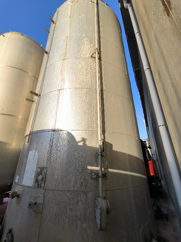 Cuve en acier inoxydable de 67 000 l avec système de chauffage - référence : c13628_1