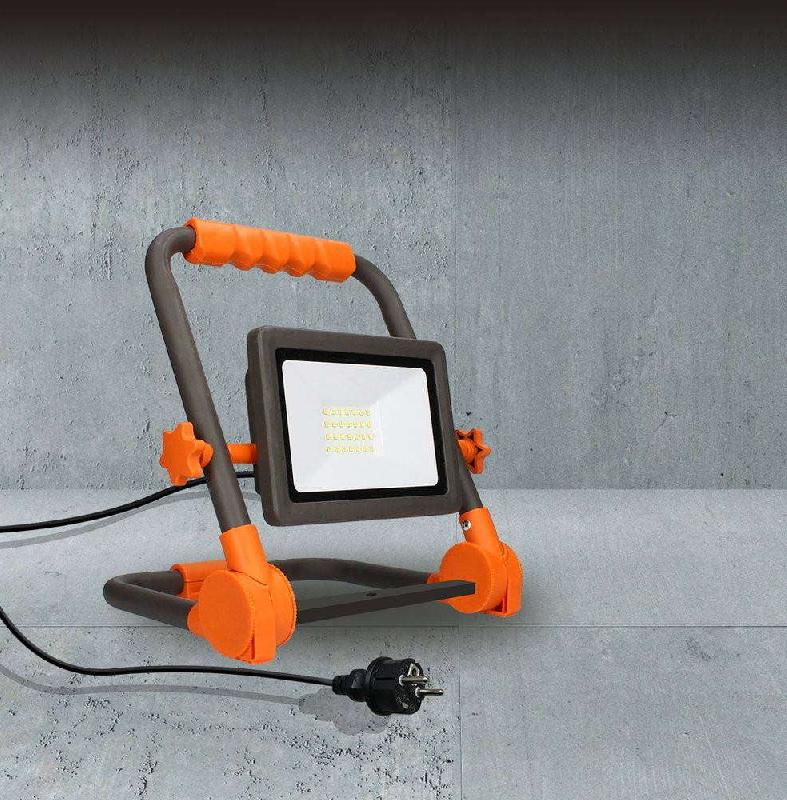Projecteur de chantier LED pliable 30W - 2700 lumens_1