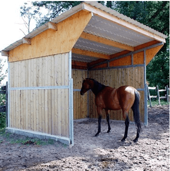 Abris et boxes de prairies pour chevaux - matériau durable et livraison en France_1