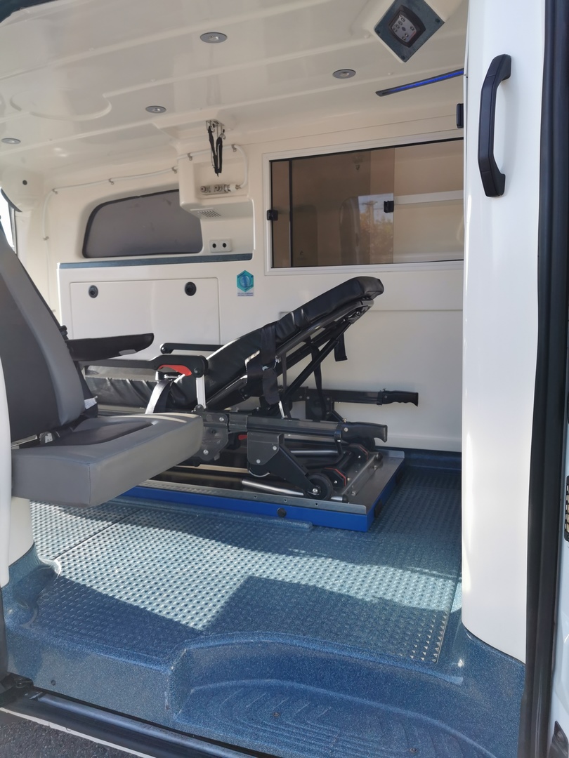 Ambulance mercedes benz vito 2015 191 000 km type a1 - occasion_1