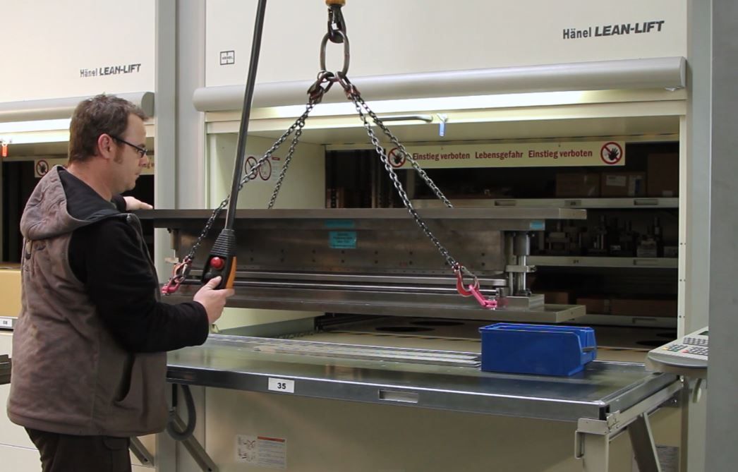 Tour de stockage Hanel LEAN-LIFT®, magasin souple, efficace et rentable pour la gestion des stocks_1