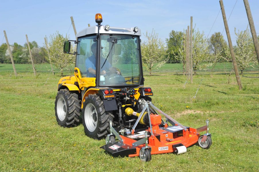 Tracteur agricole à 4 roues motrices égales pour les travaux en montagne: fenaison - pasquali siena k60 mt réversible - 48 cv_1
