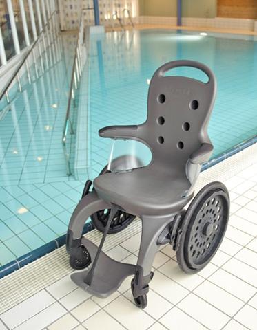 Fauteuil roulant amagnétique EasyRoller - pour piscines, hammams et centres thermaux_1