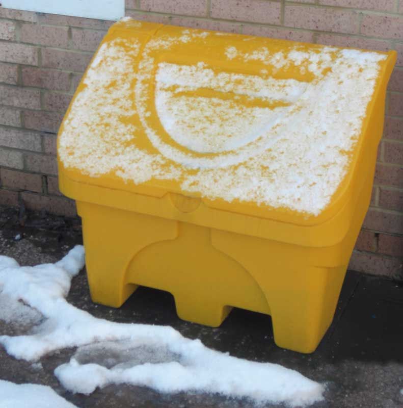 Coffre à sel ou sable 130L en polyéthylène - Résistant, UV traité et emboîtable_1