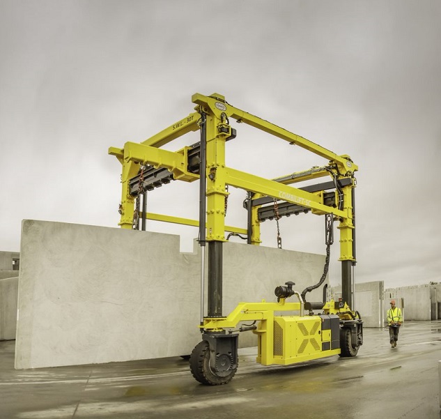 Chariot cavalier combi sc et combi mg jusqu'à 100 tonnes pour la manipulation des charges surdimensionnées  et des conteneurs_1