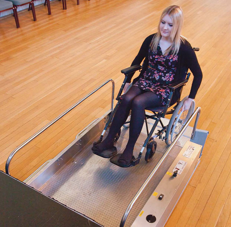 Élévateur mobile Minilift 3 - électrique - course 1 mètre - avec batterie de secours et garde-corps 400 mm_1