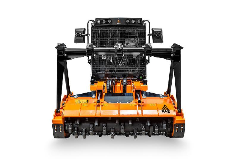 Automoteurs sur chenilles PT175 - FAE - 173 ch - Compact et puissant_1