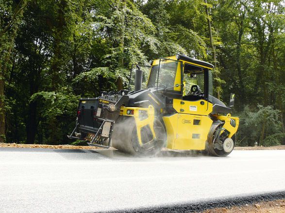 Machine de compactage Bomag avec largeur de travail de 1500 mm