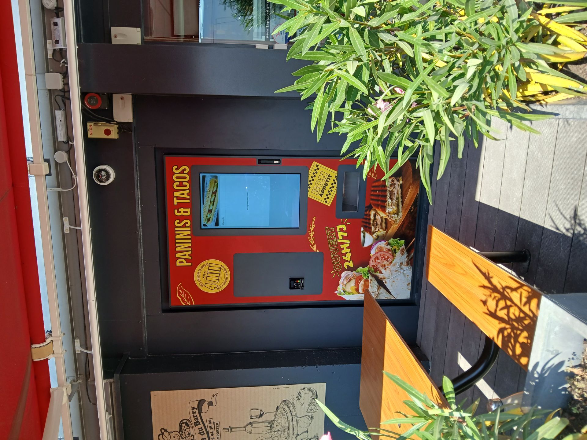 Distributeur automatique de paninis / tacos encastré - PANIDOOR_2