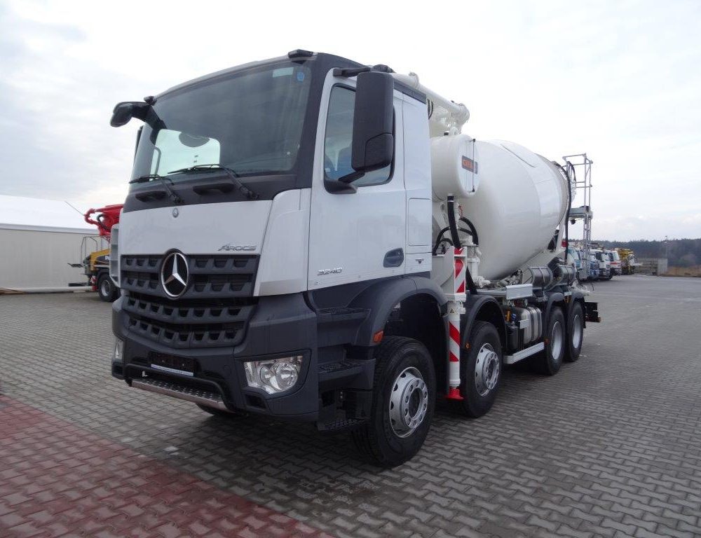 Mercedes-benz arocs 3240 8x4 malaxeur-pompe cifa mk25h carbotech_1