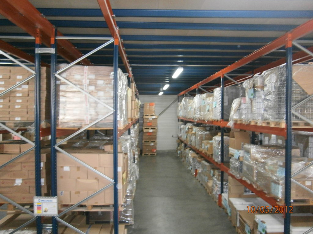 Rayonnage dédié aux matériaux de construction_1