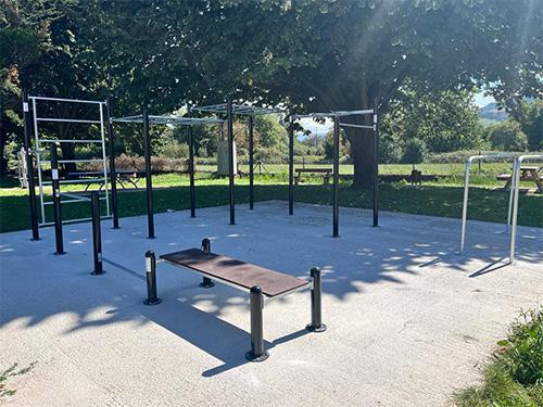 Workout G - Matériel de street workout en acier galvanisé - Dimensions 5,87 x 5,37 x 2,52 m - Poids 480 kg_1