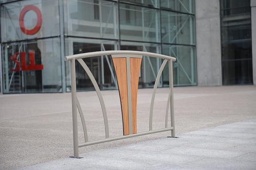 Barrières urbaines - Ossature et remplissage en acier - Longueur 1500mm - SYMBIOS / JAN-0068 - Husson International_1