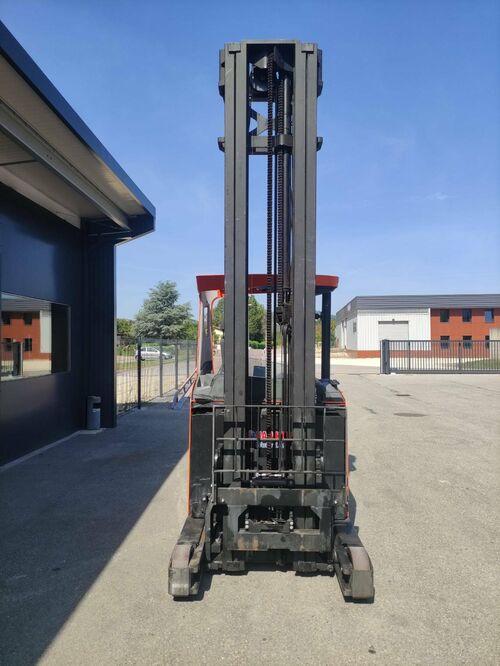 Chariot à mât rétractable BT RRE160 E000587 - disponible en occasion et en location de courte à longue durée_1