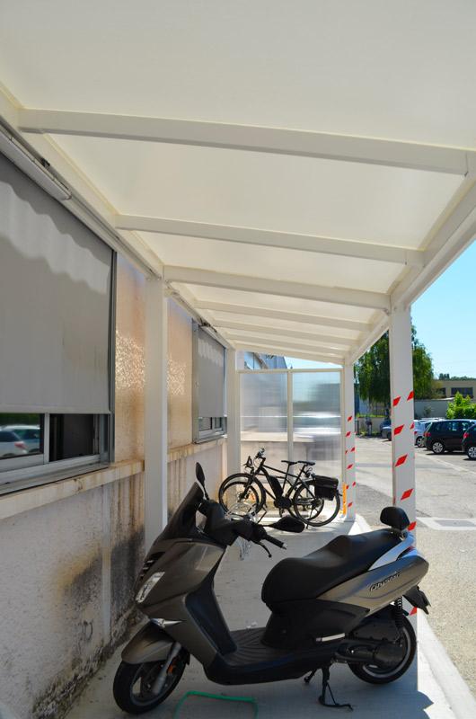 Préau cour d'école - Abri Norma - Allées protégées et ombrière parking 2 roues_1