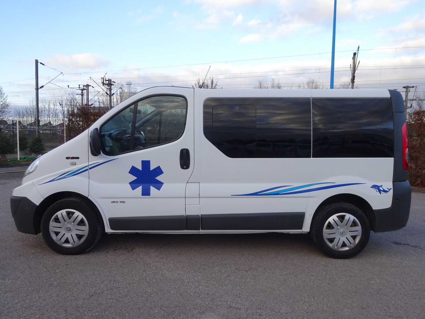 Ambulance renault trafic l1h1 2013 236 000 km type a1 - occasion_1