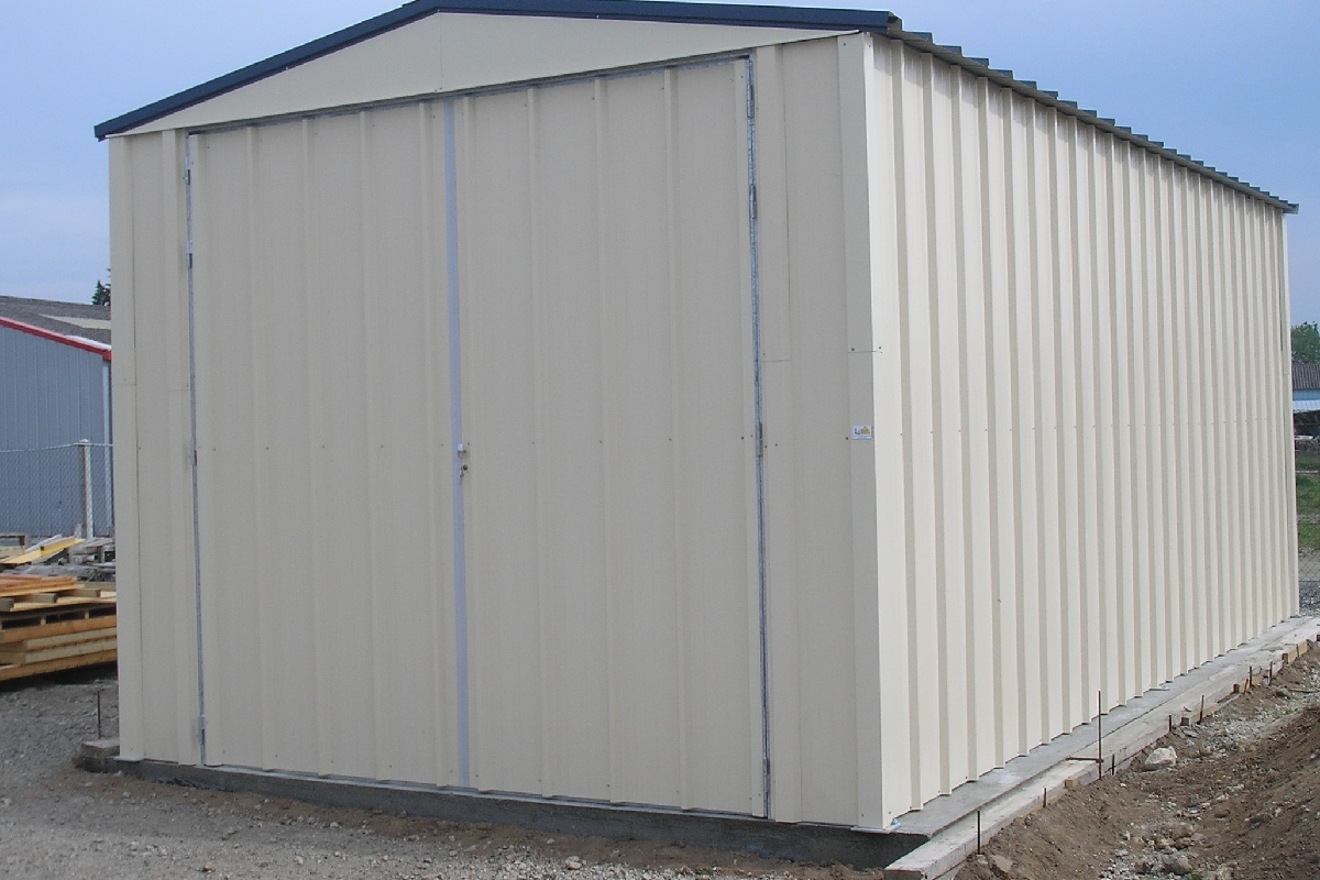 Garages métalliques fermés avec toit plat 2 pentes 18% - Série R - Sur mesure_1