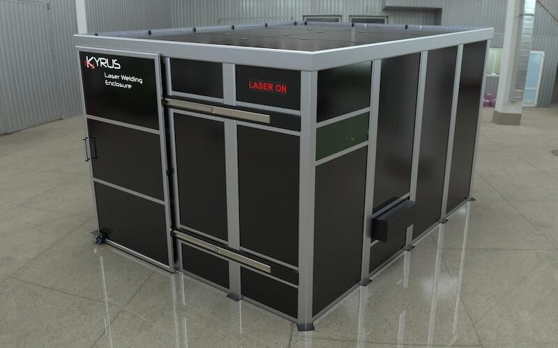 Cabine de soudage laser classe 4 - 3x3m avec porte coulissante_1