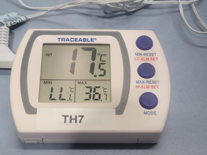 Thermomètre pour réfrigérateur/congélateur Traceable Plus VWR 12777-838_1