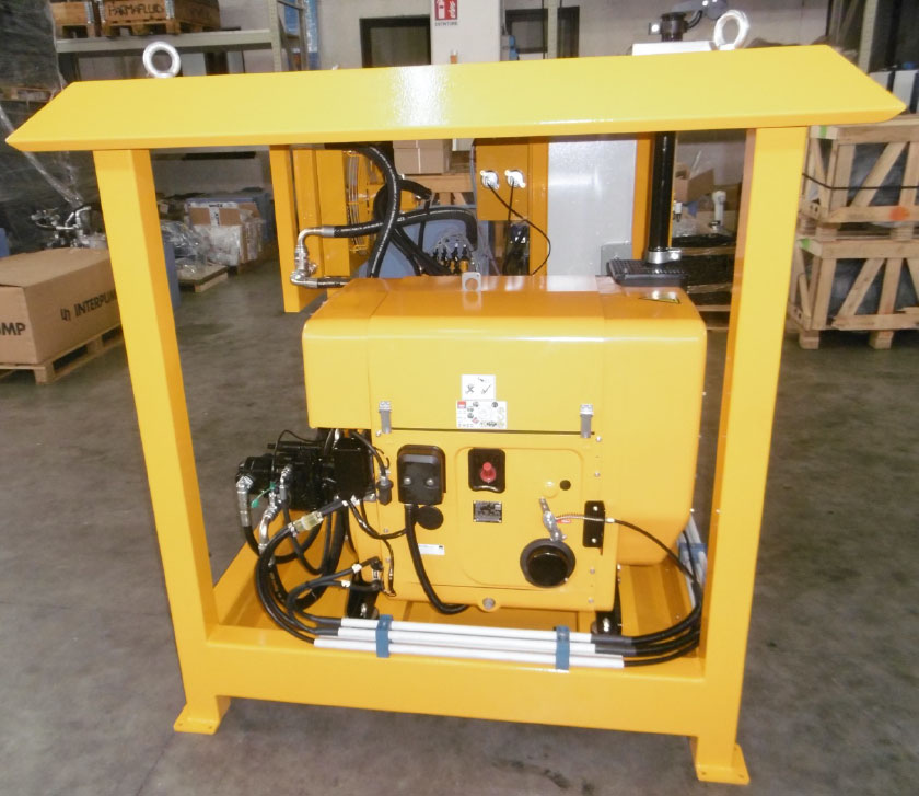 Centrale hydraulique sur mesure - alimentation électrique ou thermique - options intégrées_1