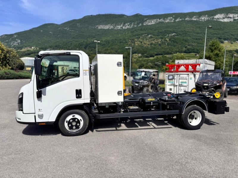 Isuzu M27 GEN2 3.0L 150CH - Utilitaire polybenne 3,5T_1