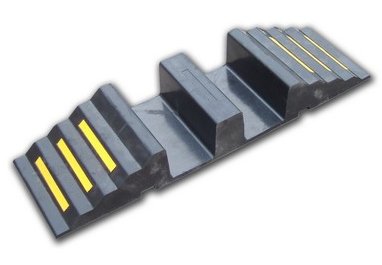 Rampe de franchissement PAR 121, pour les tuyaux et les très gros câbles (Ø maxi 121 mm)_1