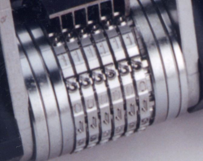 Marquage par numéroteur manuel et automatique - marquage rapide et qualitatif sur métaux et plastiques_2