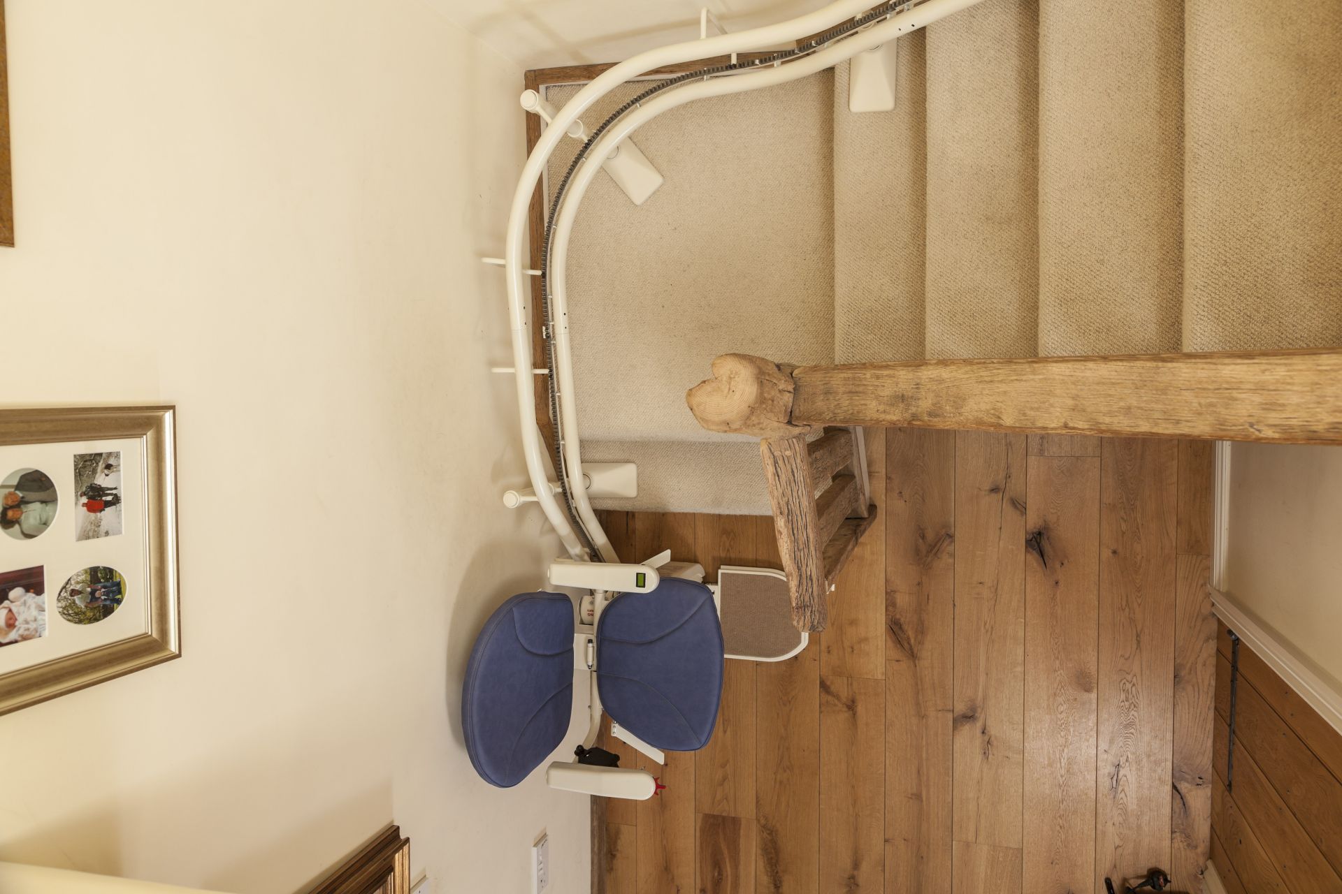 Monte escalier courbe platinum_1