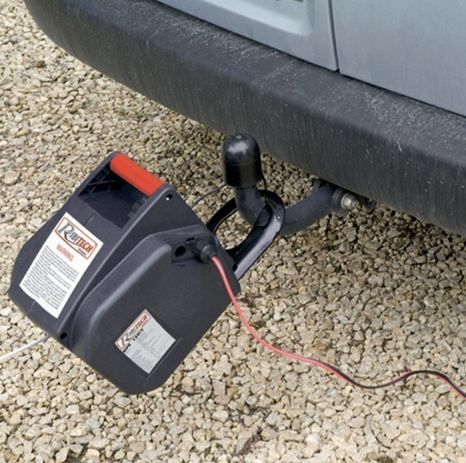 Treuil avec câble en fil d'acier torsadé