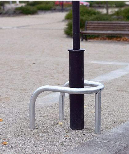 21586 - Arceau urbain en acier Ø 60 mm - Virages - Hauteur 775 mm - Pose par scellement direct ou sur platines_0